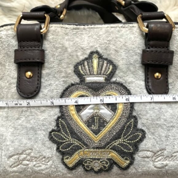 Vintage Juicy Couture Velour Messenger Bag Purse Crossbody Heart Crest Excellent - Picture 3 of 8
